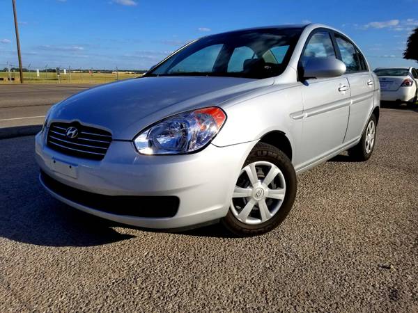 2006 HYUNDAI ACCENT with 16k miles for sale in Fort Worth, TX