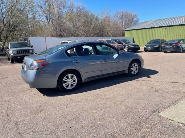 2010 Nissan Altima 4dr Sdn I4 CVT 2 5 S (Bargain) for sale in Sioux Falls, SD – photo 4