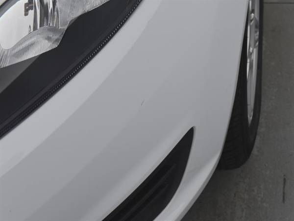2018 Ford Fiesta SE Sedan 4D sedan WHITE - FINANCE ONLINE for sale in Charleston, SC – photo 2
