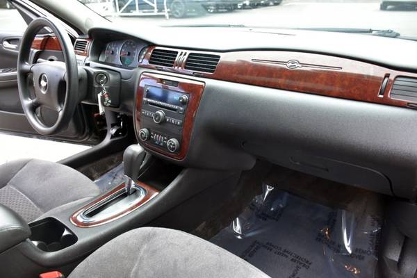 2008 Chevrolet Impala Chevy 4dr Sdn 3.5L LT Sedan for sale in Waterbury, CT – photo 20