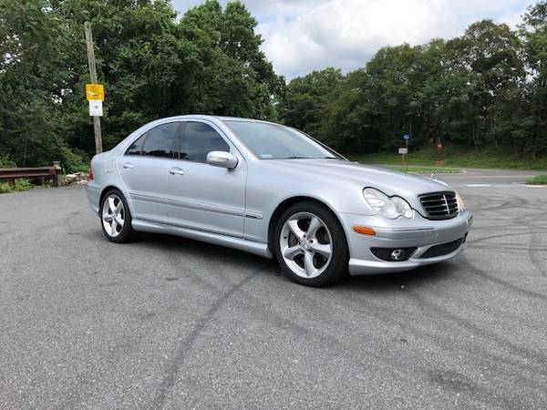 2006 Mercedes c230 sport 6-speed for sale in Temple, PA – photo 2