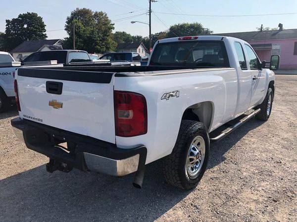 2013 Chevrolet Chevy Silverado 3500HD Work Truck 4x4 4dr Extended Cab for sale in Lancaster, OH – photo 5