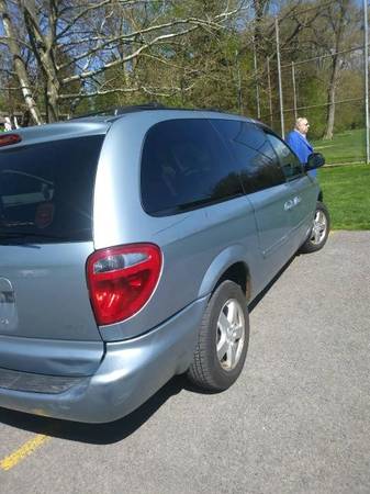 2005 Dodge Grand Caravan SXT only 55, 000 Miles , One Owner - cars & for sale in Rochester , NY – photo 3