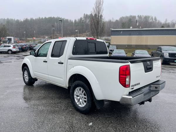 2016 Nissan Frontier SV Crew Cab for sale in BERLIN, VT – photo 5