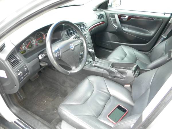 2004 Volvo S60 **99,000 Original Miles** - cars & trucks - by dealer... for sale in Plaistow, NH – photo 7