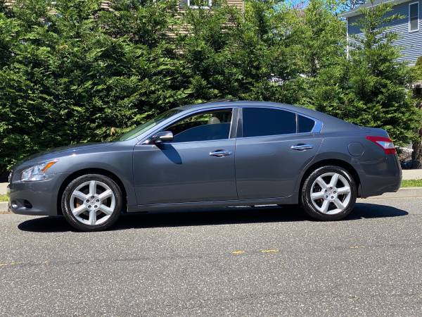 2009 Nissan Maxima, Loaded, Leather, Sunroof - - by for sale in Huntington, NY – photo 8