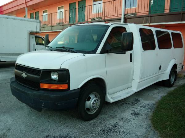 2005 CHEVY EXPRESS 1-TON for sale in New Port Richey , FL – photo 5