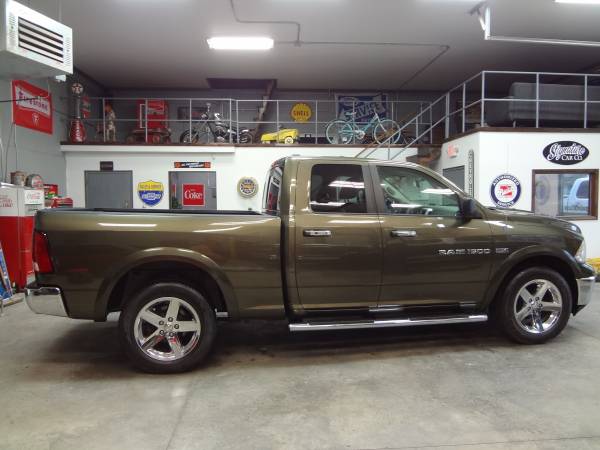 2012 Dodge Ram 1500 Big Horn Quad Cab Hemi 4X4 - - by for sale in Brockport, NY – photo 9