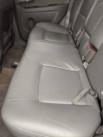 2004 Hyundai santa Fe **LOW MILES** - cars & trucks - by owner -... for sale in Los Angeles, CA – photo 10