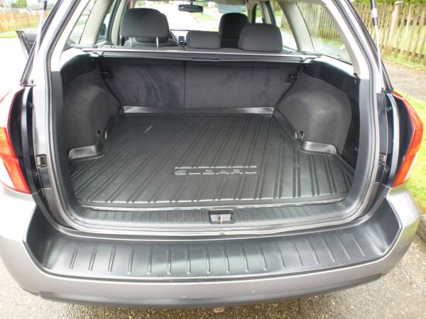 2009 Subaru Outback Wagon 2 5i Premium for sale in Bothell, WA – photo 12
