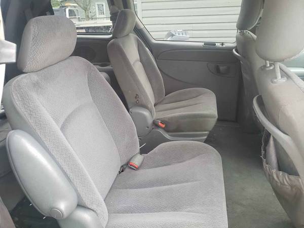 2006 chrysler town country for sale in Mount Sterling, OH – photo 5