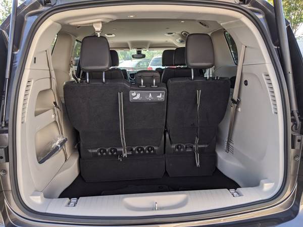 2017 Chrysler Pacifica Touring-L Plus SKU:HR788728 Mini-Van - cars &... for sale in Buford, GA – photo 7