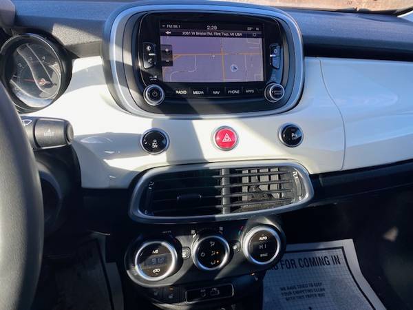 2016 Fiat 500x Lounge NO ACCIDENTS - - by dealer for sale in Grand Blanc, MI – photo 13