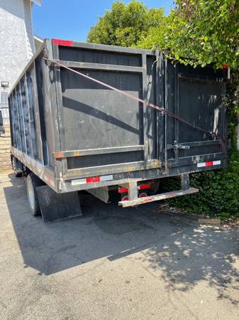 International Dump truck for sale in Woodland Hills, CA – photo 4