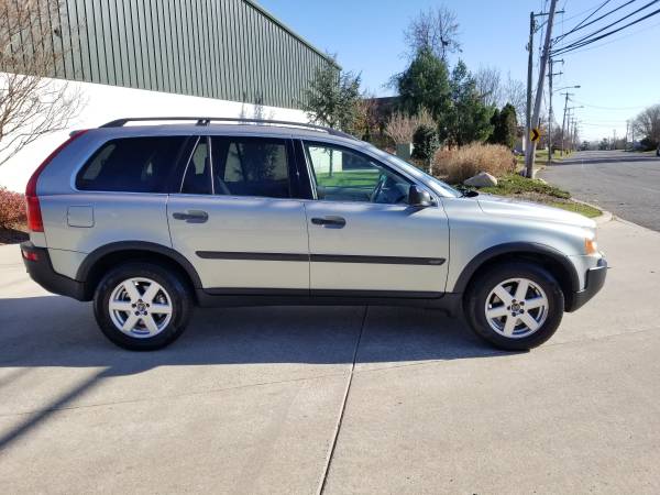 2004 Volvo XC90 AWD 117k Mint Inspected - cars & trucks - by owner -... for sale in Philadelphia, PA – photo 4