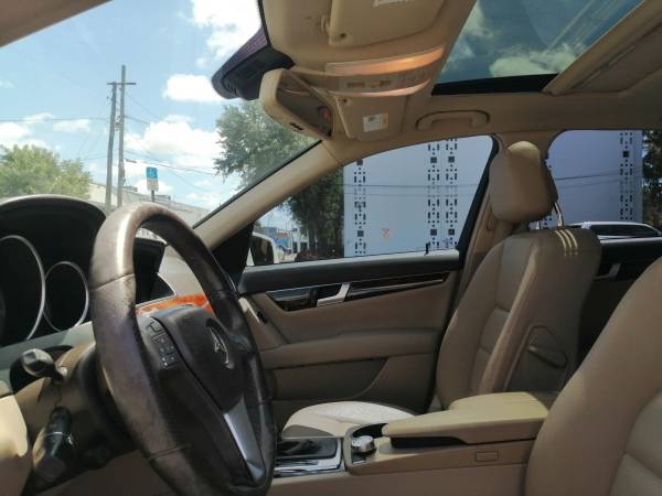 2012 MERCEDES BENZ C300 - - by dealer - vehicle for sale in Fort Lauderdale, FL – photo 9