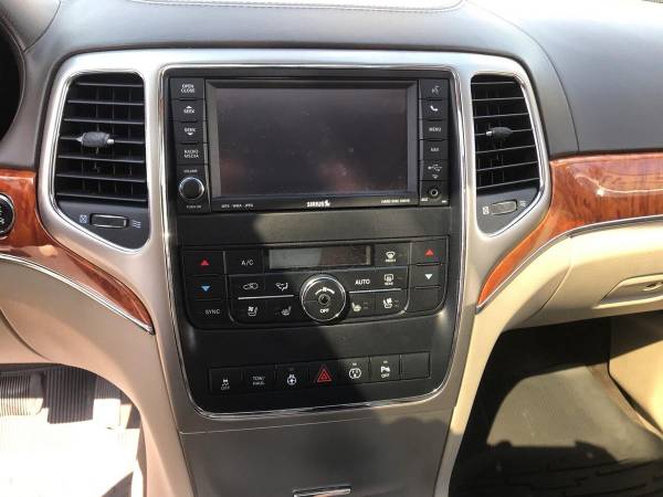 2013 Jeep Grand Cherokee Overland 4x4 4dr SUV BUY HERE, PAY HERE... for sale in Ridgewood, NY – photo 13