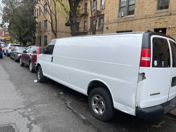 chevy express 3500 cargo van for sale in Brooklyn, NY – photo 2
