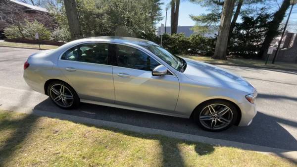 2018 Mercedes-Benz E 300 E 300 4MATIC - - by dealer for sale in Great Neck, NY – photo 24