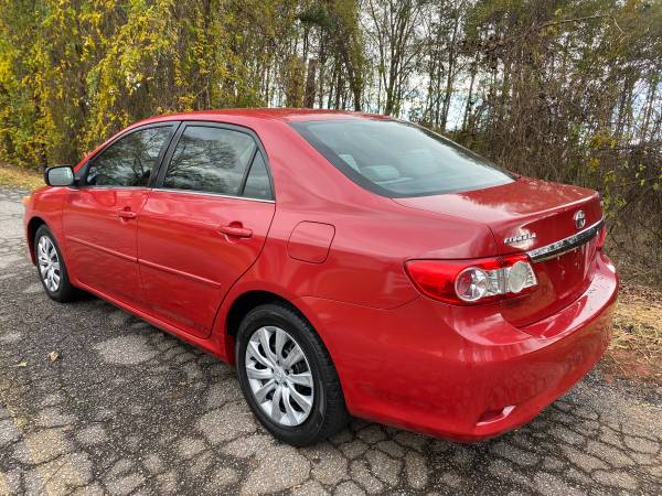 2013 TOYOTA COROLLA LE - 100,000 Miles - Clean Title - cars & trucks... for sale in Duncan, SC – photo 3