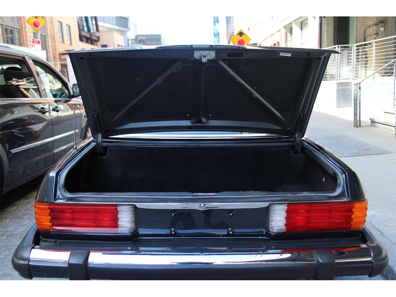 1987 Mercedes-Benz 560SL for sale in NEW YORK, NY – photo 93