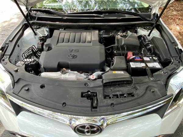 Magnificent 2017 Toyota Avalon Limited for sale in Mount Pleasant, SC – photo 7