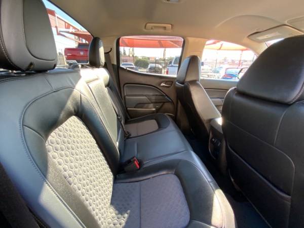 2015 Chevrolet Colorado 2WD Crew Cab 128.3 Z71 - cars & trucks - by... for sale in El Paso, TX – photo 16