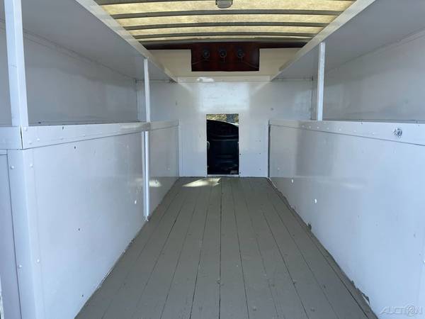 2003 Ford E-350 E350 XL 12ft Hi Cube Walk In Utility Van Gas for sale in south jersey, NJ – photo 18