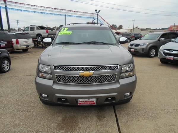 2012 Chevrolet Tahoe LT 2WD - cars & trucks - by dealer - vehicle... for sale in Tyler, TX – photo 3