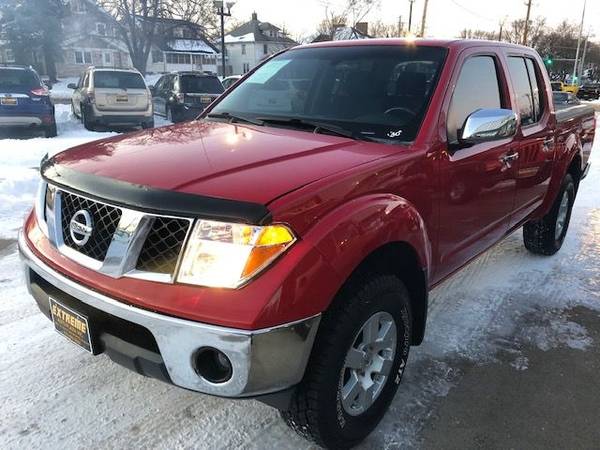 2007 Nissan Frontier CREW CAB LE - - by dealer for sale in Des Moines, IA – photo 2