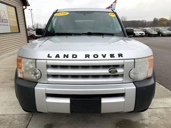 2006 Land Rover LR3 4dr V6 Wgn - cars & trucks - by dealer - vehicle... for sale in Chesaning, MI – photo 2