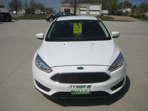 2018 Ford Focus SE - - by dealer - vehicle automotive for sale in Lincoln, NE – photo 2