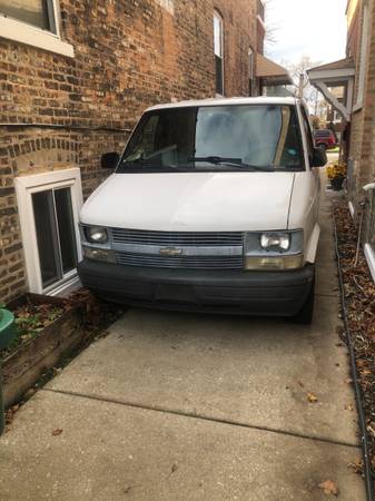 1998 astro work van 4.3L - cars & trucks - by owner - vehicle... for sale in Berwyn, IL – photo 2