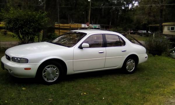 Infiniti Nissan 1993 - cars & trucks - by owner - vehicle automotive... for sale in Ocala, FL