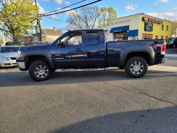 2007 GMC Sierra 1500SLE1 4dr Extended Cab 4WD 6 5 ft SB - cars & for sale in Milford, CT – photo 13
