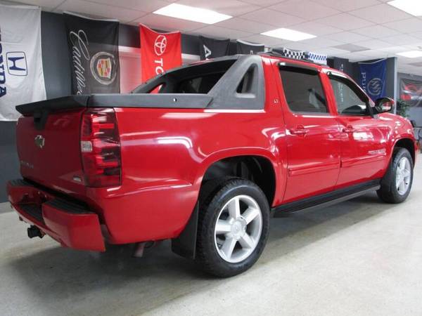 2008 Chevrolet Avalanche *4X4* *LT* *Guaranteed Approval* - cars &... for sale in East Dundee, WI – photo 13
