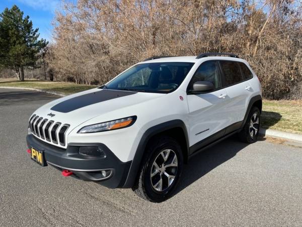 2016 Jeep Cherokee Trailhawk - - by dealer for sale in Pasco, OR – photo 3