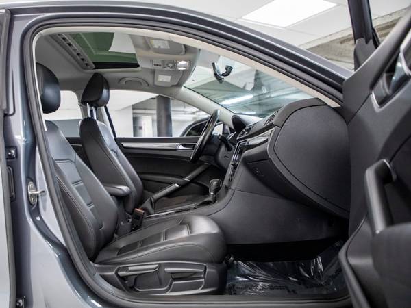 2018 Volkswagen Passat 2 0T SE - - by dealer - vehicle for sale in San Rafael, CA – photo 20