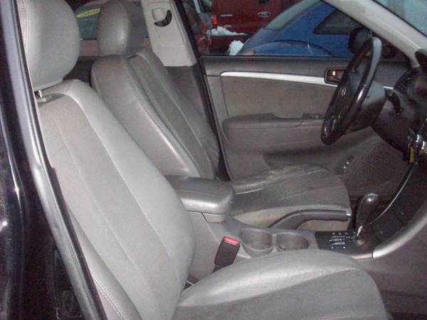 2010 Hyundai Sonata SE V6 ( 6 MONTHS WARRANTY ) for sale in North Chelmsford, MA – photo 13