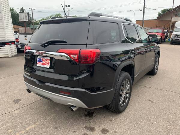 ★★★ 2018 GMC Acadia SLT / Captain Seats! / Black Leather! ★★★ for sale in Grand Forks, SD – photo 6