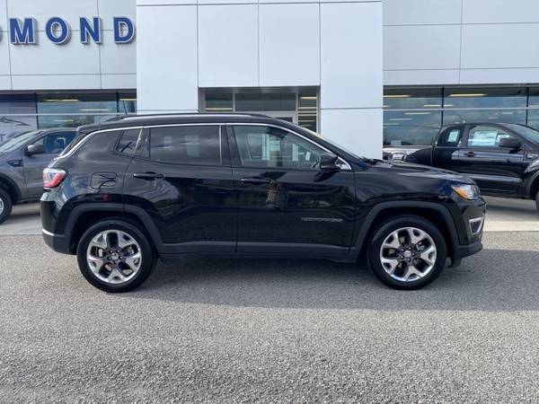 2020 Jeep Compass Limited suv Diamond Black Crystal Pearlcoat - cars for sale in LaFollette, TN – photo 4