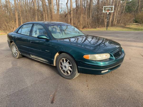 1999 Buick Regal LSE 3800 V6 Leather Sunroof Newer Winter Tires -... for sale in Fenton, MI – photo 3