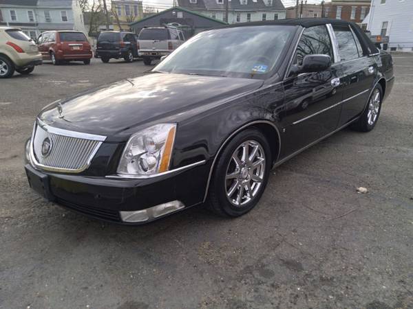 2009 Cadillac DTS Performance - cars & trucks - by dealer - vehicle... for sale in Gloucester, PA – photo 2