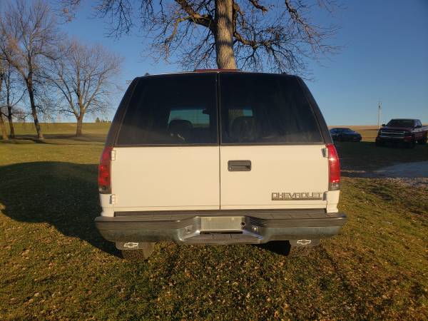 Clean 97 tahoe . - cars & trucks - by owner - vehicle automotive sale for sale in Elkhorn, NE – photo 2
