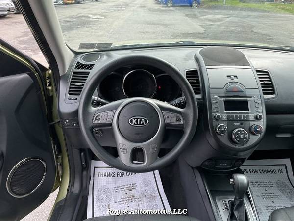 2011 Kia Soul 4-Speed Automatic - - by dealer for sale in Lancaster, PA – photo 13