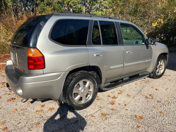 2002 GMC Envoy SLT - cars & trucks - by owner - vehicle automotive... for sale in Stonington, CT – photo 2