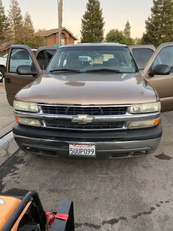 03 Chevrolet Tahoe for sale in Fresno, CA – photo 3