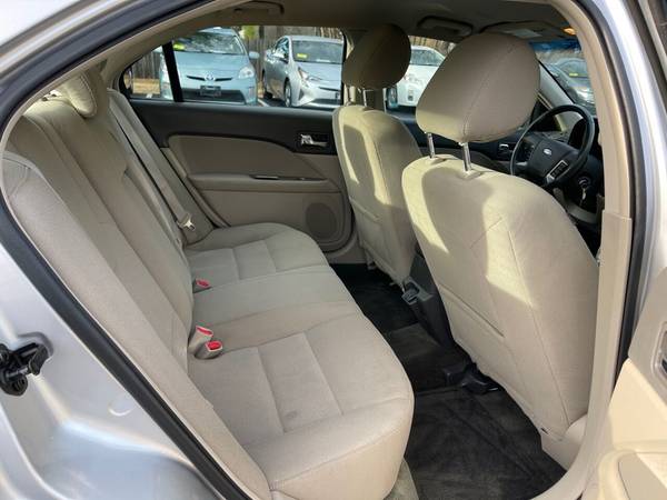 2011 Ford Fusion Hybrid 94,000 miles 40+mpg - cars & trucks - by... for sale in Walpole, MA – photo 20