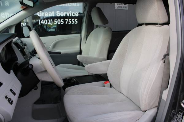2012 Toyota Sienna LE 7 Passenger, Van, Only 55k, Great Price - cars... for sale in Omaha, NE – photo 11