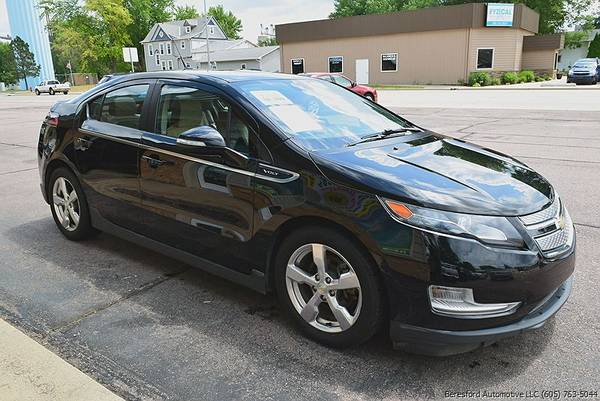 2011 Chevrolet Volt ~ Heated Leather, GREAT mpg, like new! - cars &... for sale in Beresford, SD – photo 5